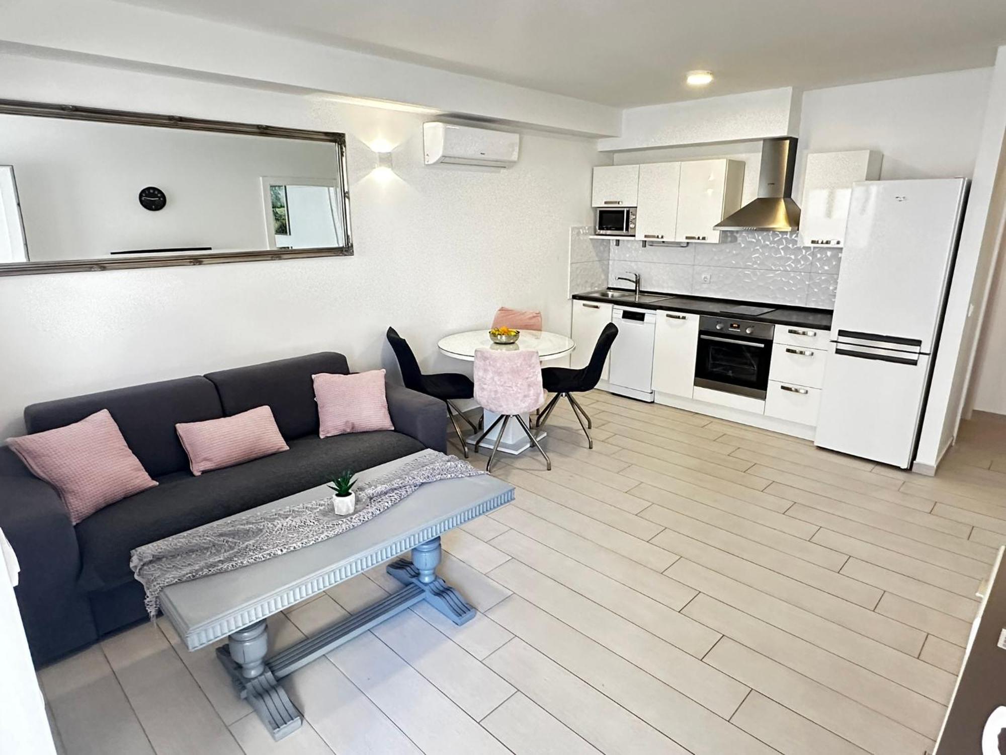 Apartments Danica Promajna Εξωτερικό φωτογραφία