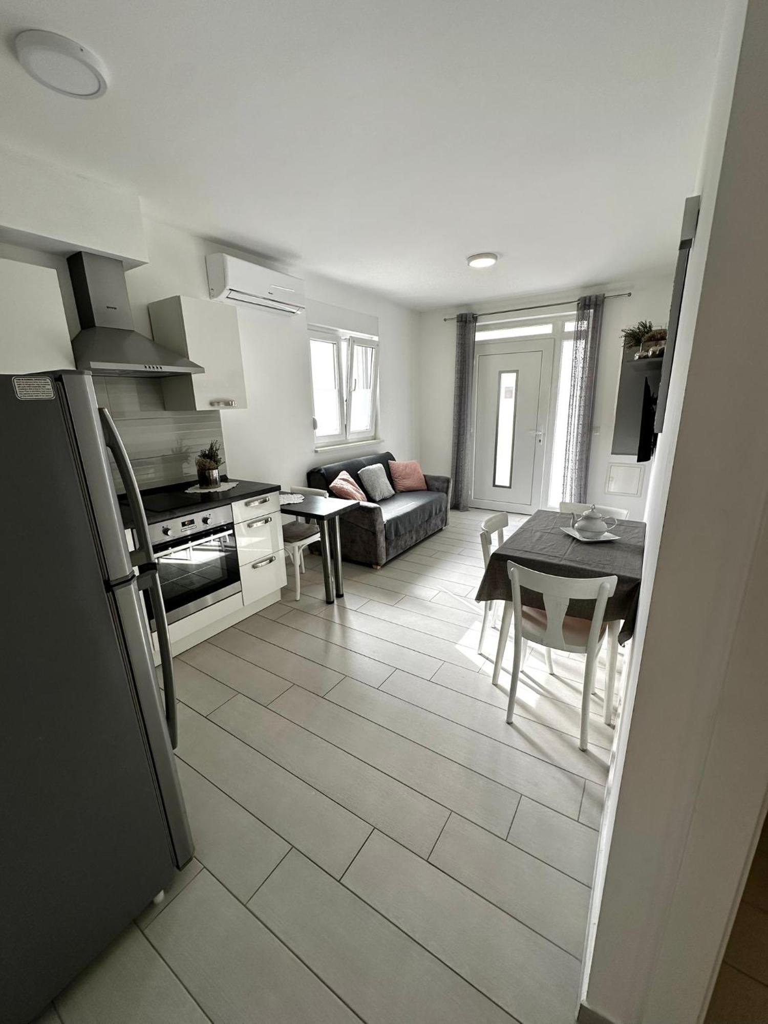 Apartments Danica Promajna Εξωτερικό φωτογραφία