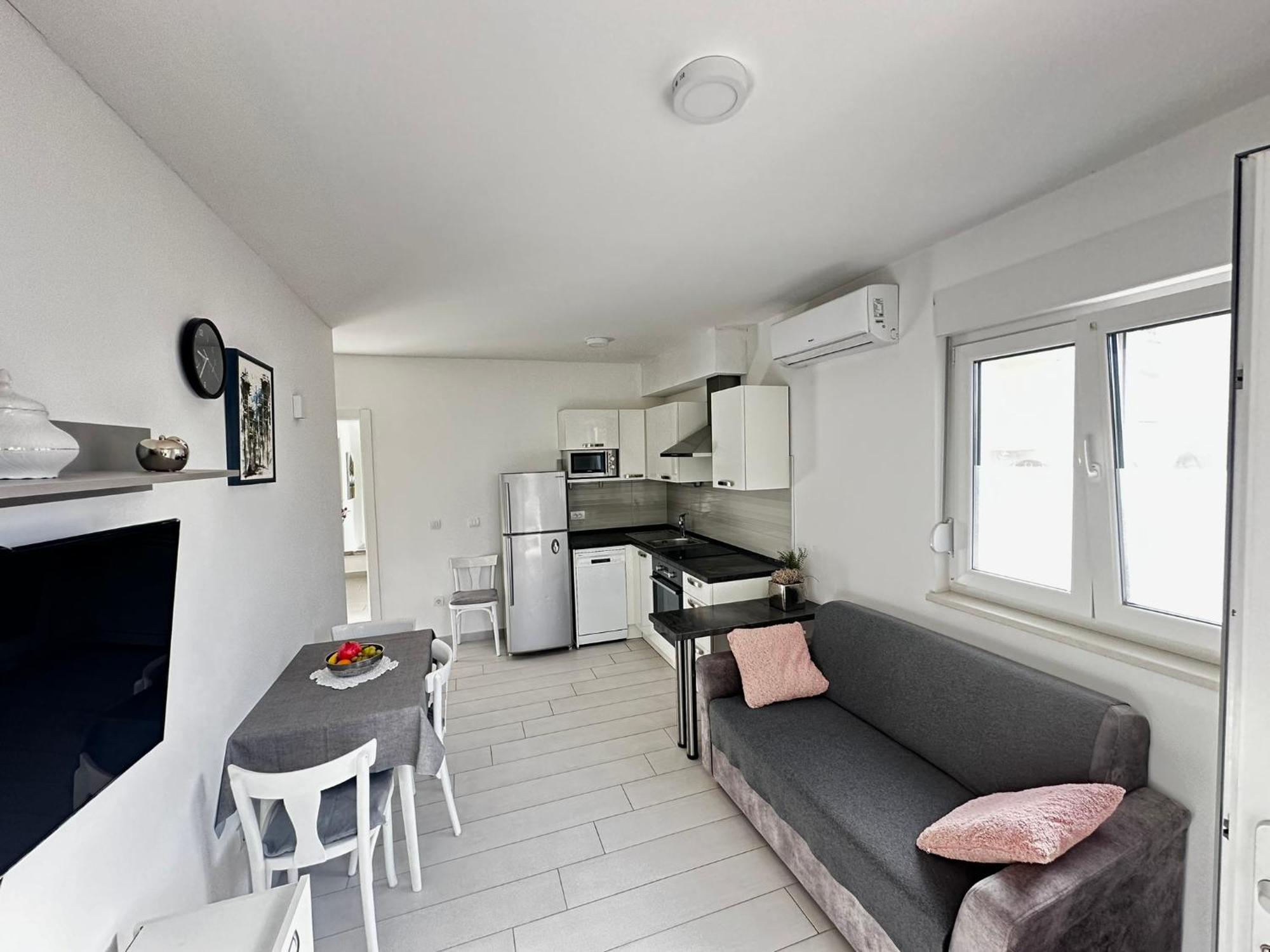 Apartments Danica Promajna Εξωτερικό φωτογραφία